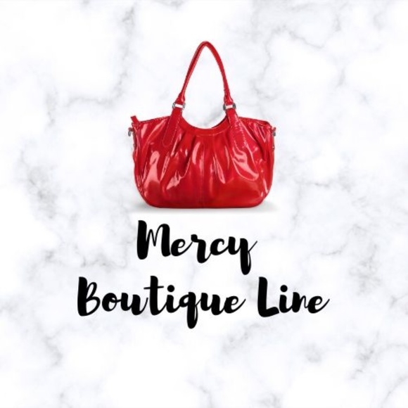 Meet your Posher, Mercy - Picture 2 of 2